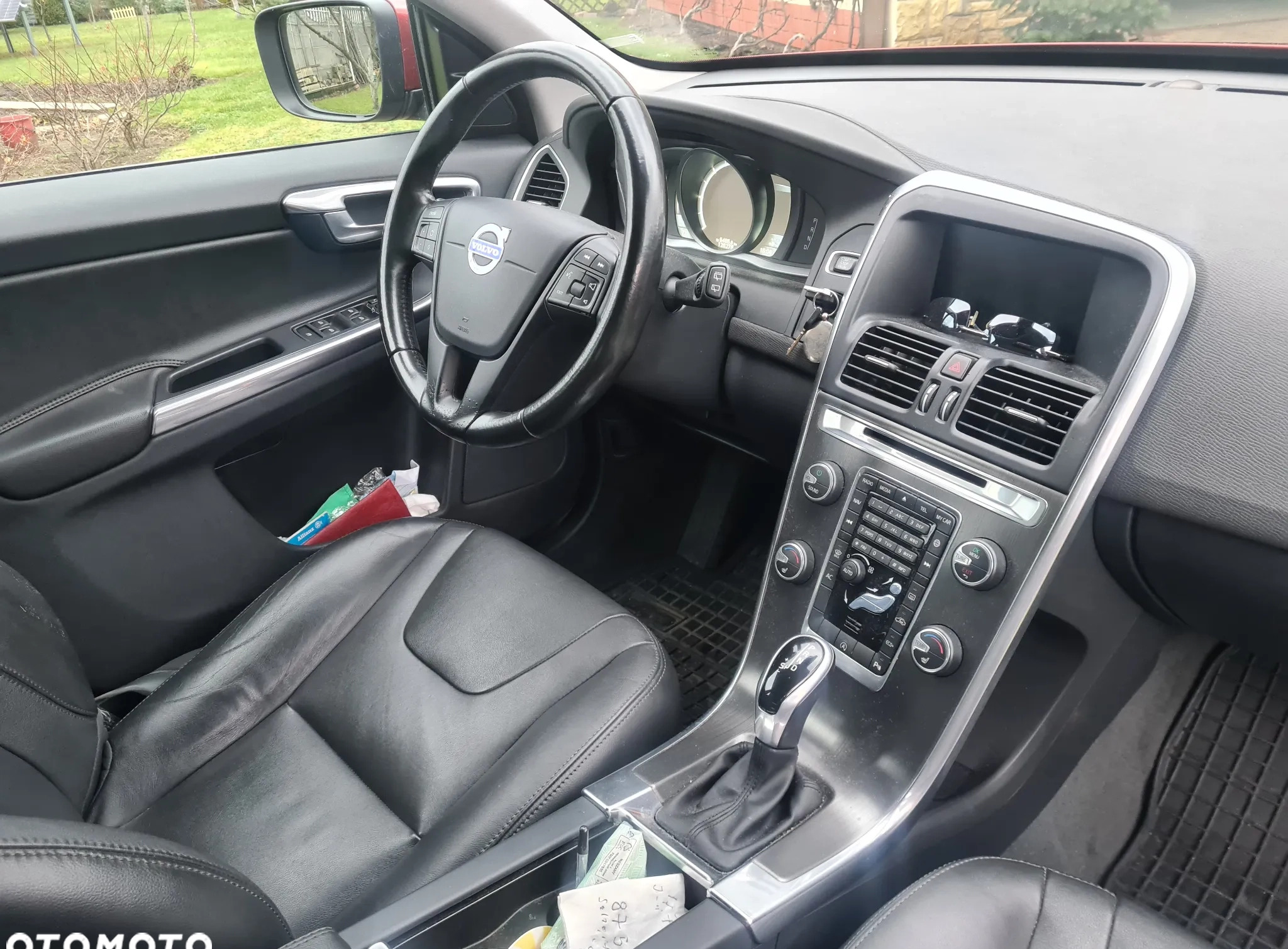 Volvo XC 60 cena 84000 przebieg: 128500, rok produkcji 2015 z Jasień małe 172